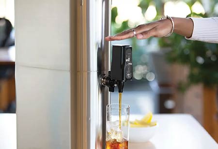 Innovative Beverage Service: How Automation Enhances Hygiene and Experience Innovative Beverage Service: How Automation Enhances Hygiene and Experience